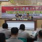 Kapolres Pasaman Barat AKBP Agung Tribawanto didampingi Kabag Ops Kompol Muzhendra.