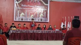 Ketua DPRD Kotamobagu Adrianus Mokoginta Pimpin Anjangsana dan Buka Puasa Bersama Kader PDIP//Foto: Istimewa.