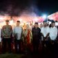 Wakil Gubernur Gorontalo, Idah Syahidah Rusli Habibie Saat Menghadiri Festival Apangi dan Pawai Obor di Desa Pantungo, Telaga Biru. (Foto: HUMAS) 