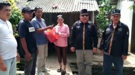 DPD JWI Lampung Selatan Bagikan  Sembako//Foto: Istimwa.